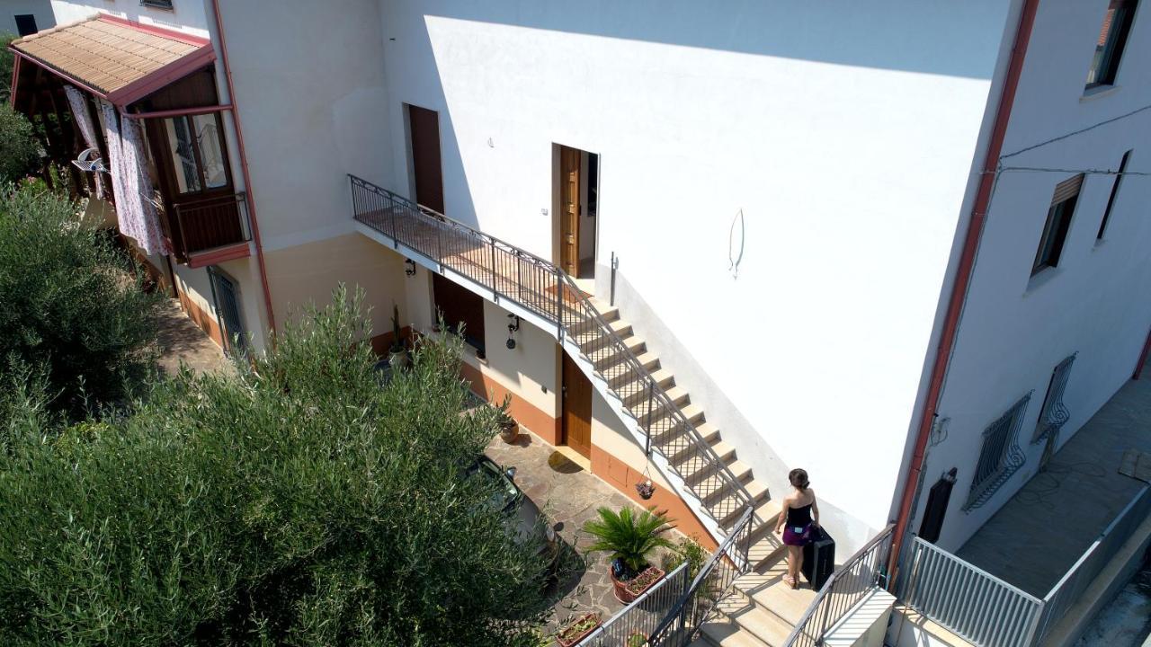 סירלה B&B Il Feudo מראה חיצוני תמונה